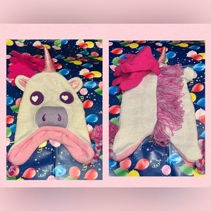 New Emojination Unicorn Pom Metallic Beanie and Gloves Set (Oscar)